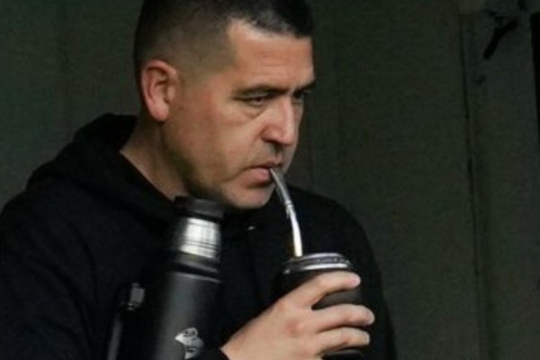 Riquelme dijo presente en el velorio de Hugo Orlando Gatti