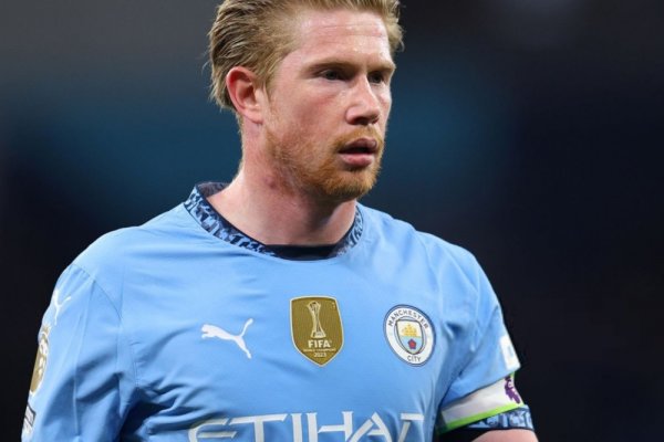 Aston Villa analizaría hacerle una oferta contractual a Kevin De Bruyne