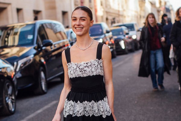 Estos 5 vestidos solucionarán mis looks para el puente de mayo: son tendencia y combinan con todo