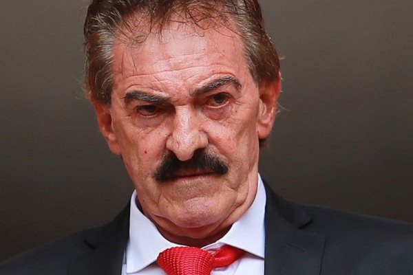 Bombazo: Ricardo La Volpe se postuló para dirigir a un equipo argentino