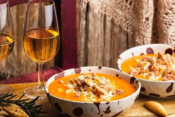 6 recetas típicas para celebrar la Feria de Abril desde casa: desde la tortilla de camarones a los churros con chocolate
