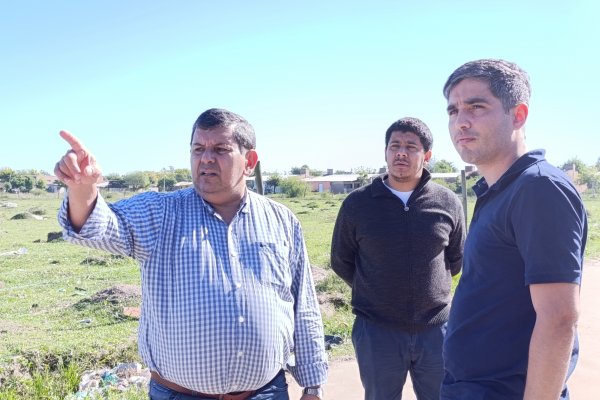 SANTA LUCÍA! Villordo recorrió el barrio Eva Perón para una importante obra de enripiado