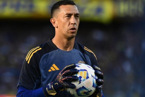 El gesto de Marchesín contra los hinchas de River en pleno Superclásico