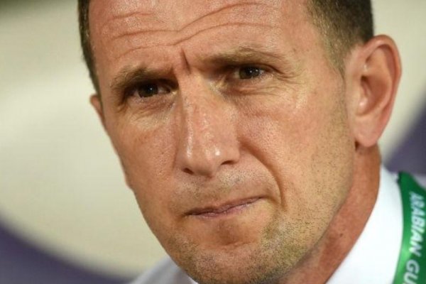 Arruabarrena sentenció a Cavani por su falta de gol en Boca: 