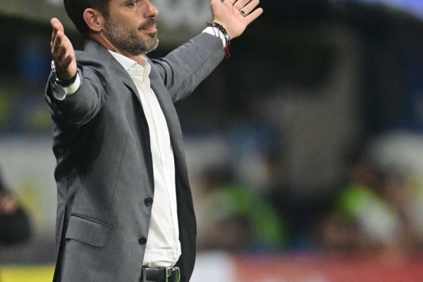 Quinteros, Milito, 'Kily' González o 'Tata' Martino reemplazaría a Gago en Boca