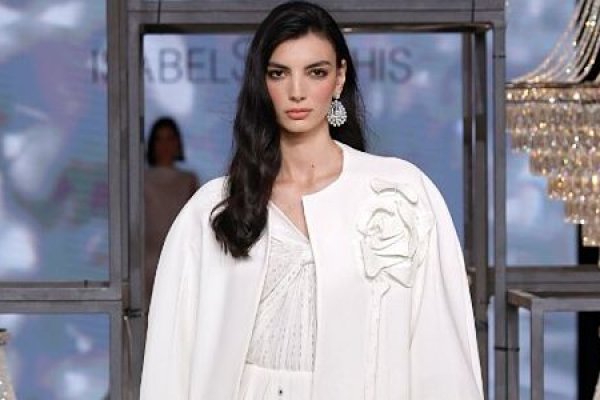 Barcelona Bridal Fashion Week: 5 tendencias que hemos visto sobre la pasarela que definirán a las novias de 2026