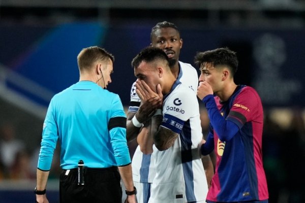 Lautaro Martínez sufrió una distensión en el muslo izquierdo ante Barcelona