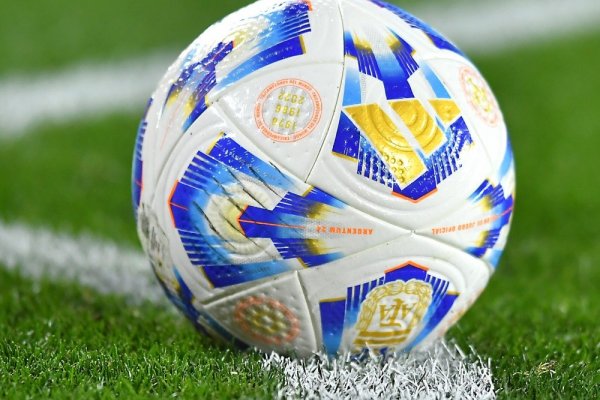 Defensa y Justicia comunicó la despedida de Pablo De Muner en la fecha 16