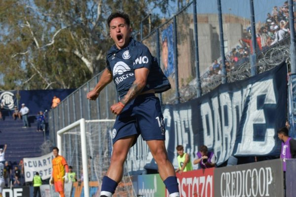 Independiente Rivadavia superó 3-2 a Defensa en un partidazo y lo dejó sin Playoffs