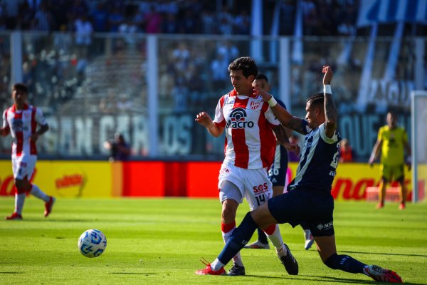 Instituto se quedó con el clásico ante Talleres y clasificó a octavos de final