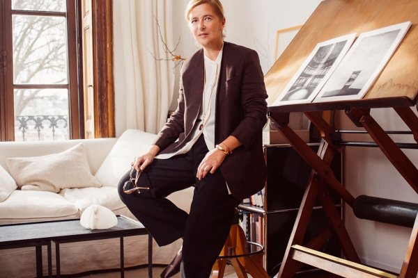 En el estudio de Elsa Urquijo, la arquitecta en la que confían los Ortega. 