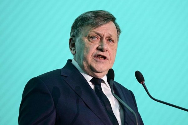 Así es el programa electoral de la coalición de Crin Antonescu, expresidente interino