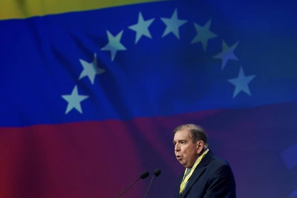 El presidente electo de Venezuela, Edmundo González, hospitalizado