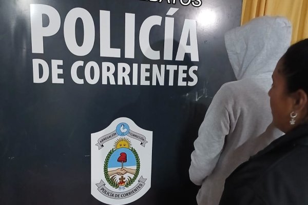 DETENIDA! Joven borracha molestaba a los transeúntes