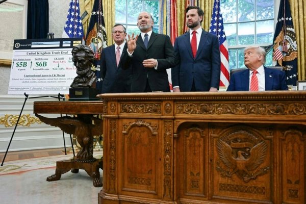 Trump logra su primer gran pacto comercial, con Reino Unido y manteniendo el arancel del 10%