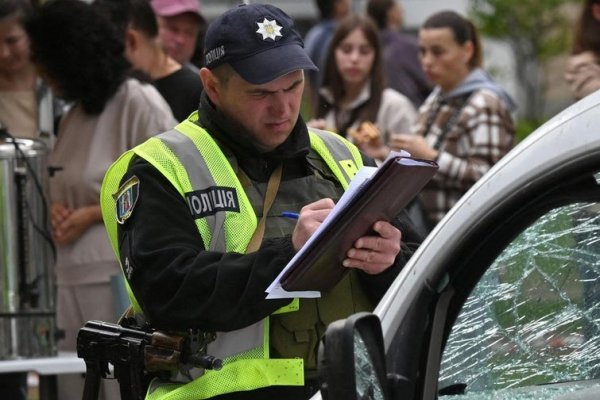Varios muertos tras un tiroteo en un suburbio de Kiev: la policía busca al sospechoso