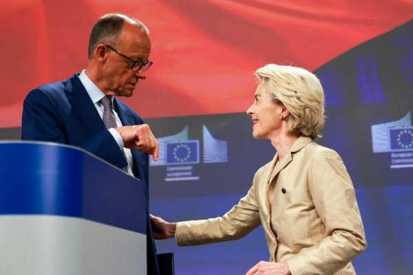 Von der Leyen rechaza visitar a Trump hasta que «podamos discutir de algo concreto»