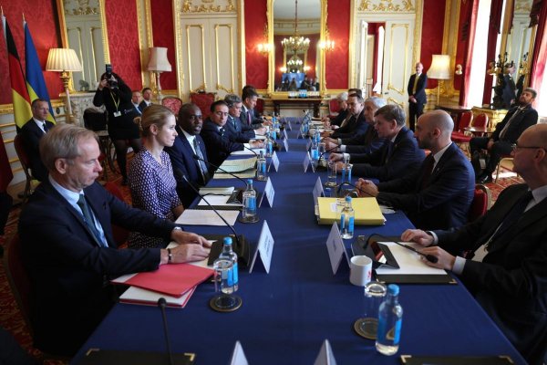 Los líderes europeos prevén aplicar nuevas sanciones a Rusia tras incumplir el ultimátum de alto el fuego