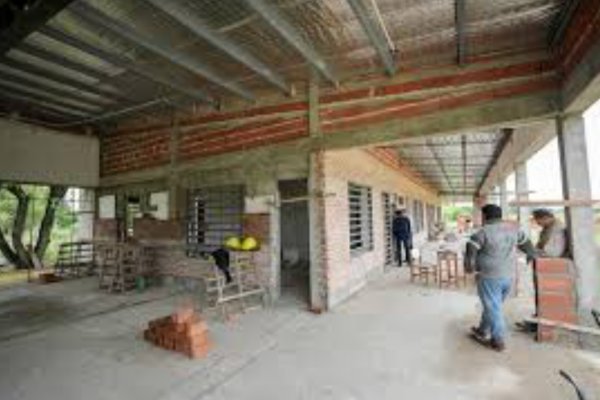 SIN PLATA! Corrientes alineada a LLA reclama fondos para obras escolares