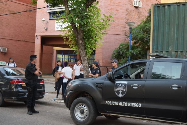 FINDE CALIENTE! Chorros, merodeos y desorden en la capital correntina