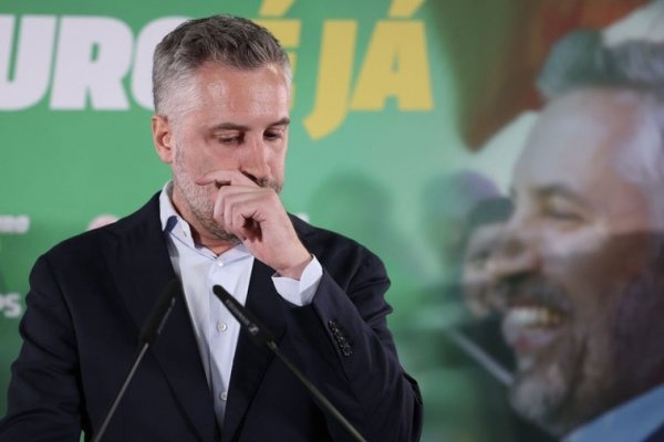 Dimite el líder socialista de Portugal tras la derrota electoral