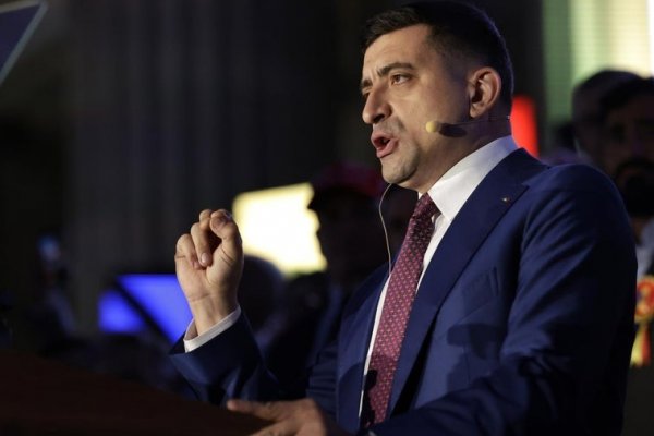 Simion solicita la anulación de la segunda vuelta de las presidenciales rumanas