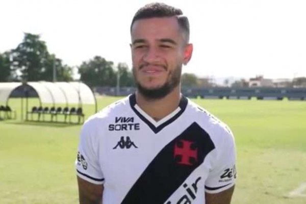 Tremendo: Coutinho tuvo que interrumpir una entrevista por un tiroteo cerca del predio de Vasco da Gama