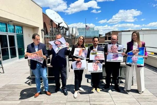 «No nos dejaron salir. Nos escapamos»: los cinco opositores venezolanos liberados rompen el silencio en Washington