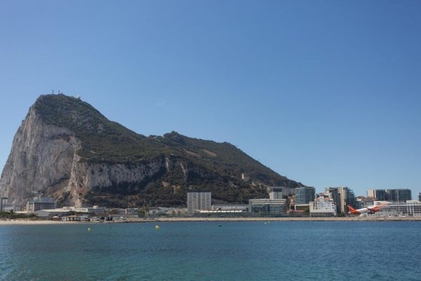 Reino Unido renuncia a su colonia de Chagos después de más de 200 años de soberanía, ¿sería un precedente para Gibraltar?