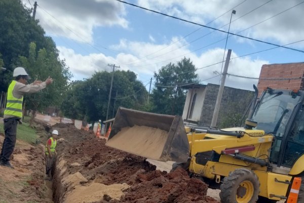 OBRAS! Aguas de Corrientes optimiza el servicio de agua potable en tres barrios de la ciudad