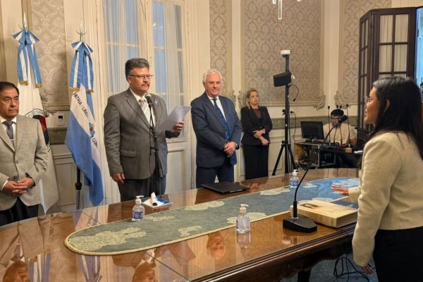 SÍ JURO! Nuevos funcionarios en Capital y Paso de los Libres