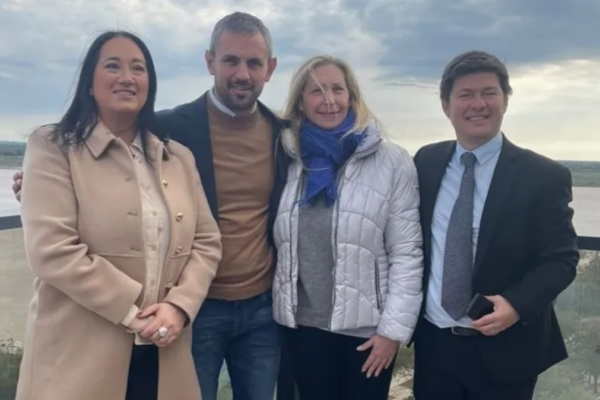 VIDEO! Corrientes elige gobernador y Karina Milei envió donaciones a candidatos de LLA
