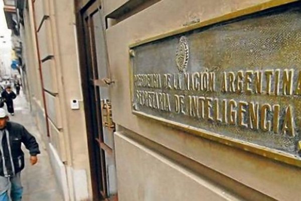 Piden la presencia del titular de la SIDE en el Congreso Nacional: Qué explicaciones debe dar