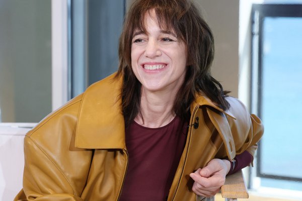 Charlotte Gainsbourg encarna a la neurótica directora del Ballet de París: 