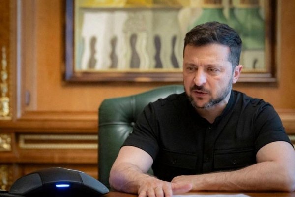 Zelenski propone una reunión trilateral con Trump y Putin
