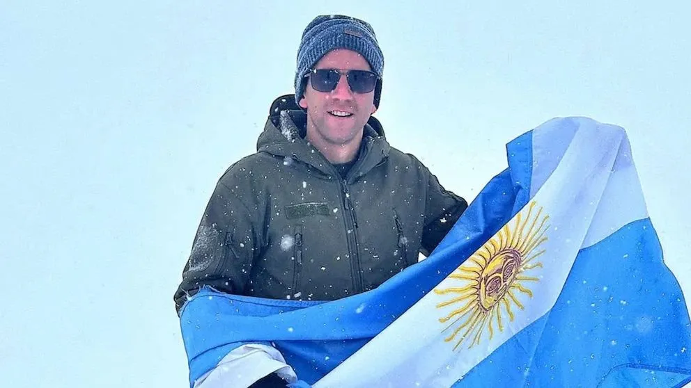 La pareja y el hijo del gendarme argentino Nahuel Gallo lograron salir de Venezuela tras un operativo secreto