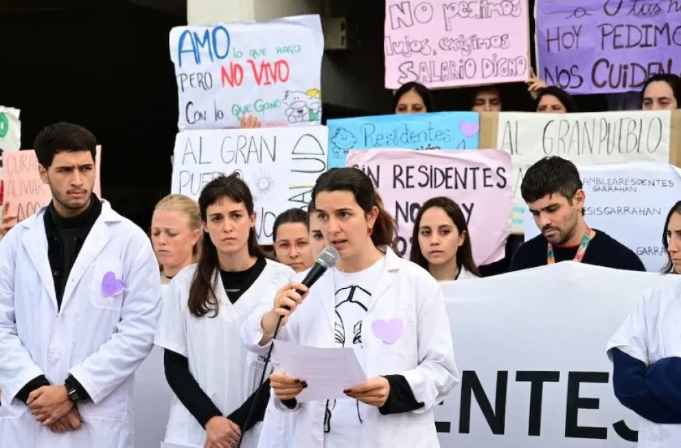 Recrudece el conflicto en el Hospital Garrahan: el Gobierno abrió la posibilidad de sancionar a los residentes