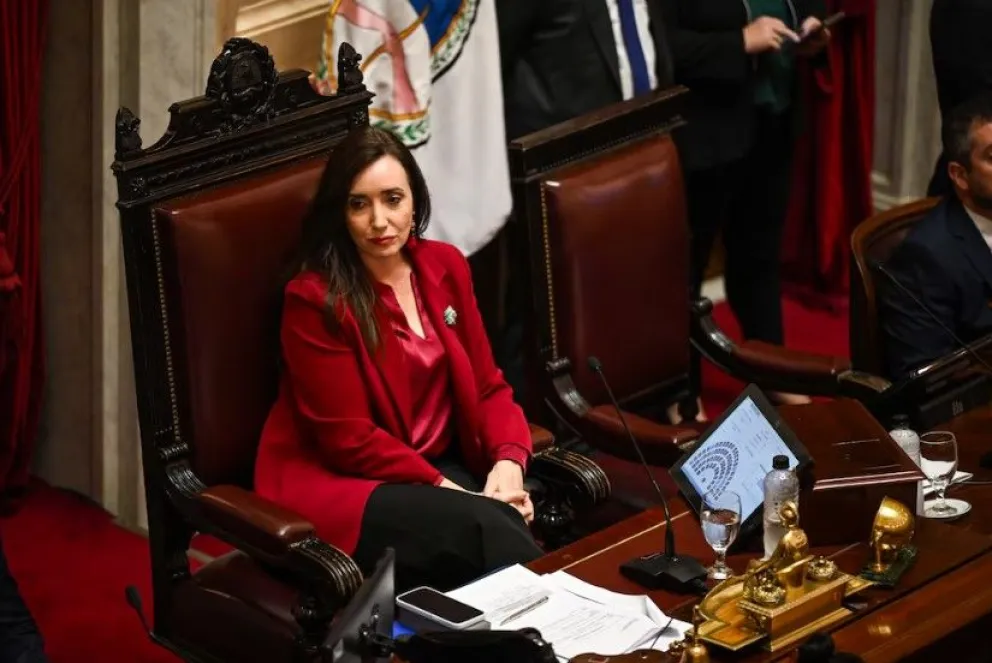 Villarruel se desvincula de la polémica por los sueldos de los senadores y les permite “adecuar o no” sus dietas