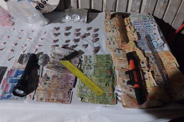 IMÁGENES! Desbarataron un refugio de venta de drogas en Corrientes