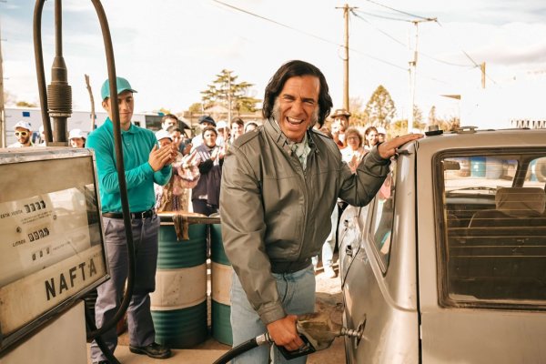 Salió a la luz el tráiler de la controvertida serie de Menem que se estrenará el 9 de julio
