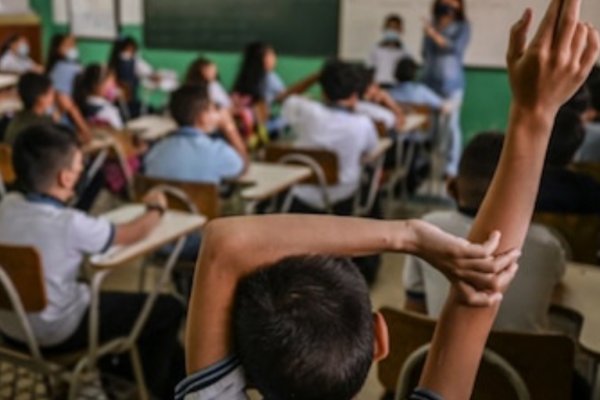 DOCENTES CORRENTINOS! Objetan las subas en pluses y piden aumentos al salario básico por sobre la inflación
