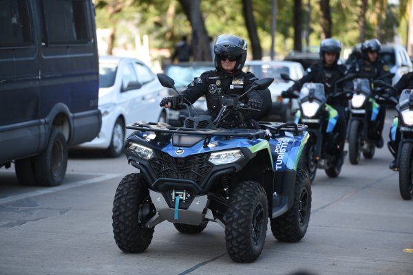 DEBATE! El candidato de Vamos Corrientes prometió incorporar 5.000 policías y LLA lo cruzó fuerte