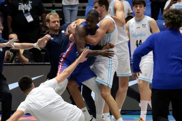 Argentina no se bancó perder otra vez contra la República Dominicana de Che y todo terminó en una pelea escandalosa