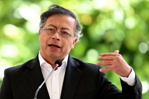 La aversión de Petro hacia los militares y la trivialización de la drogas recrudecen la violencia en Colombia