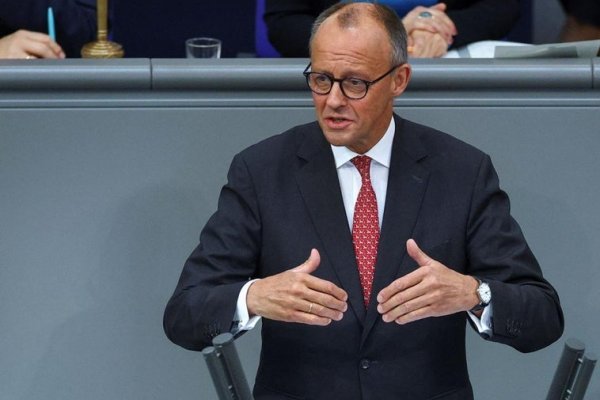 Merz anuncia un 'Otoño de reformas' para recortar las pensiones en Alemania
