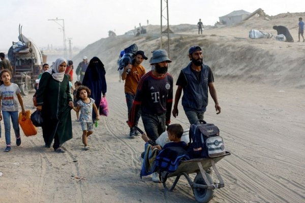 El éxodo a ninguna parte de los palestinos en Ciudad de Gaza