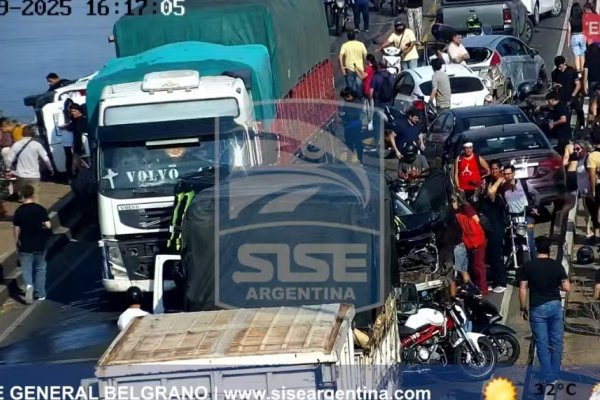 CHOQUE MÚLTIPLE! Accidente en el Puente Chaco Corrientes (IMÁGENES)