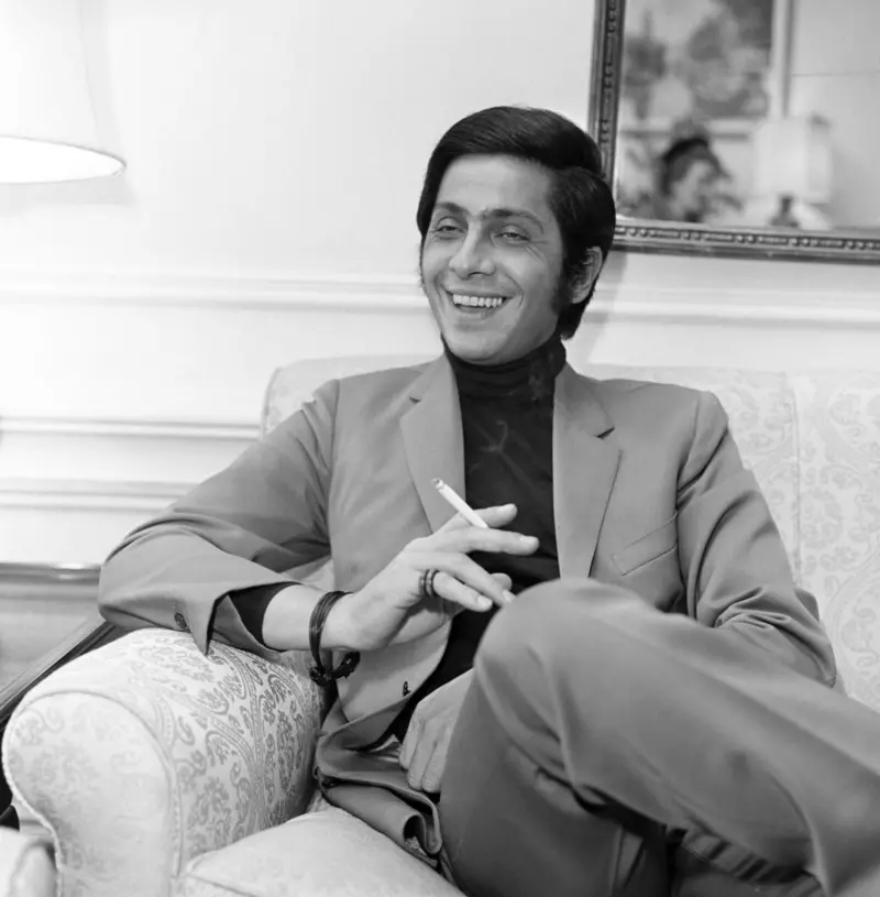 Valentino trabaj&oacute; con grandes de la moda como Jacques Fath, Balenciaga, Jean Dess&egrave;s y Guy Laroche.