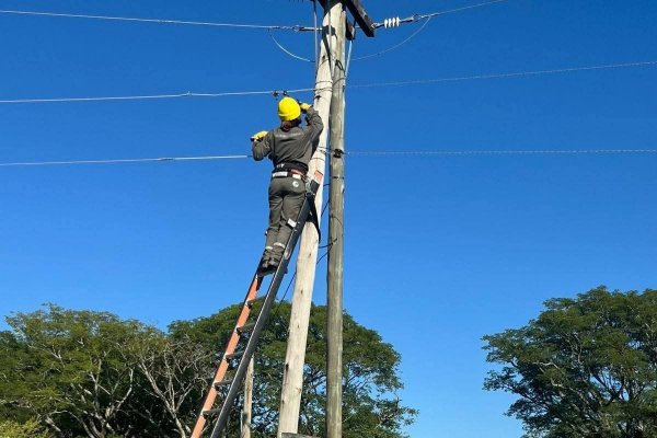 Con todo en Empedrado: la DPEC en su segundo día de cortes masivos a clandestinos