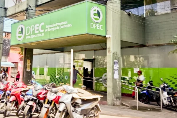 MALESTAR: con 100 % de aumento usuarios de la DPEC comenzaron a recibir las facturas de luz